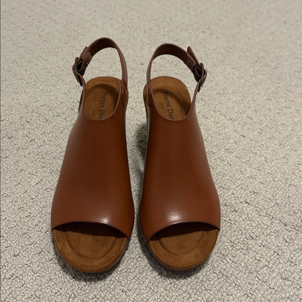 NWOT Pierre Dumas Morgen 7 Platform Sandals - Size 7 - Picture 3 of 11